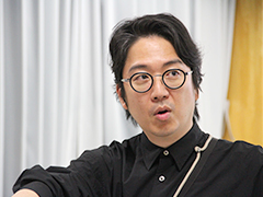 Guest Lecturer: Takumi Inokuchi (Design Lead, SDD1 Unit, Strategic Design Department, Design Center, Research & Development Group, Hitachi, Ltd.,) 1