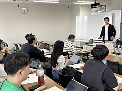 株式会社ゴールドウイン 稲村淳氏による授業内講演